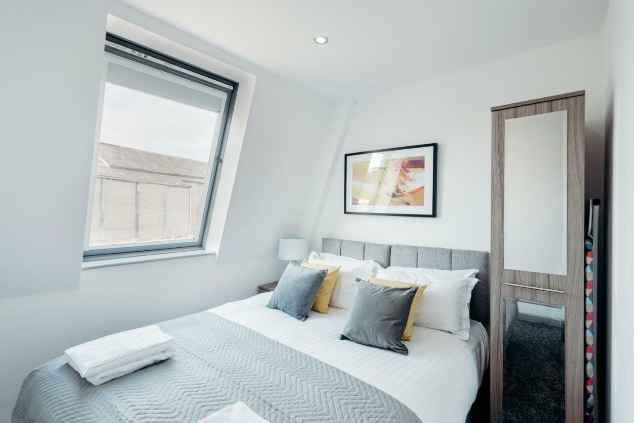 Serviced Apartments At Halifax House 할리팩스 외부 사진